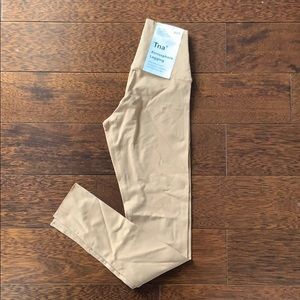 NWT ARITZIA TNA ATMOSPHERE LEGGING